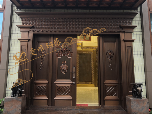 加盟商應(yīng)該怎么選擇銅門品牌